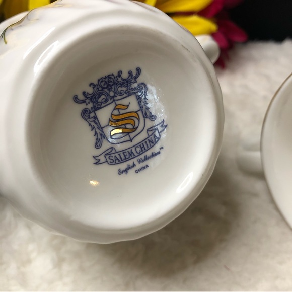 Set Of 2 Vintage Salem China English Collection Floral Gold Trim Ribbed Mugs - Picture 14 of 14